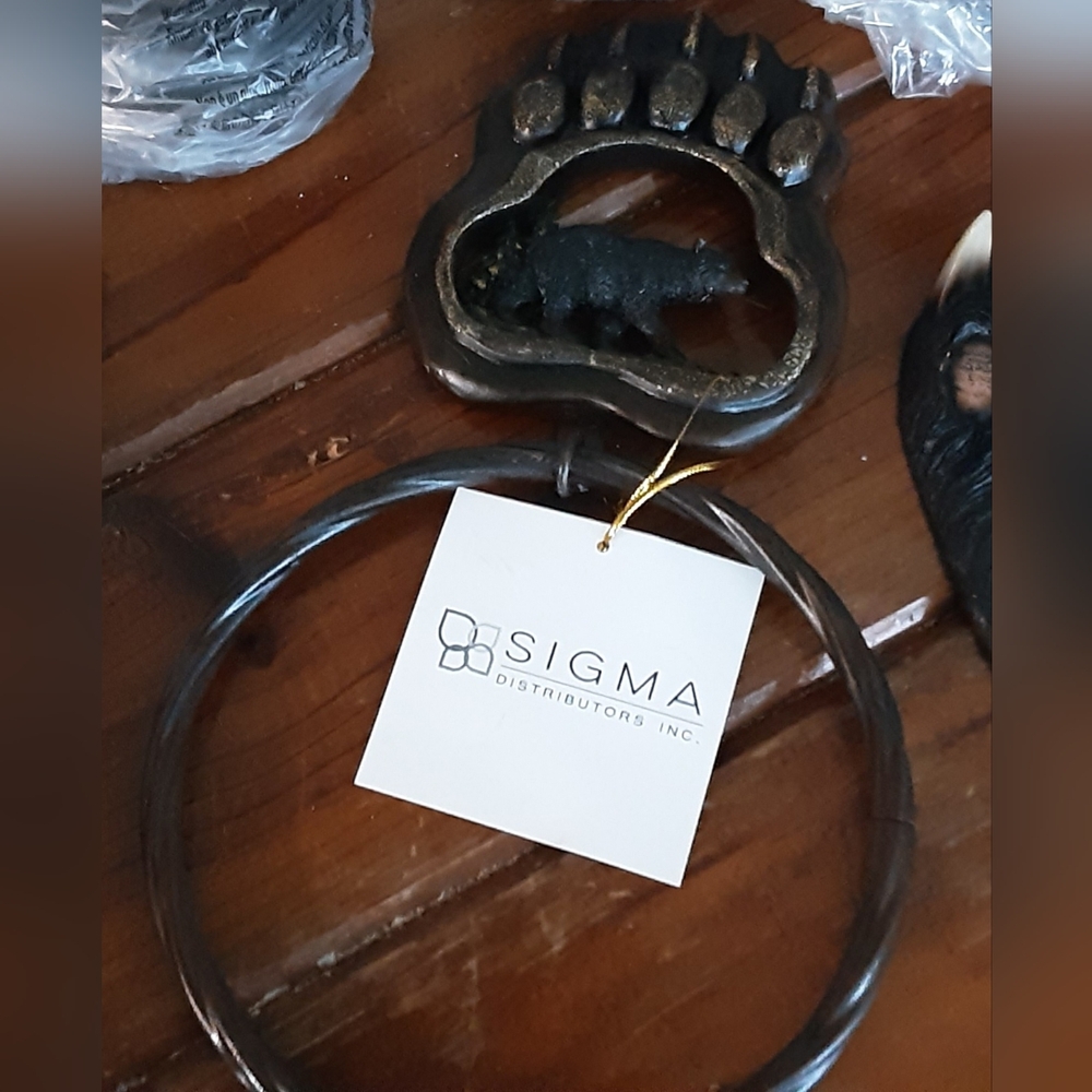 BEAR Paw Towel Ring